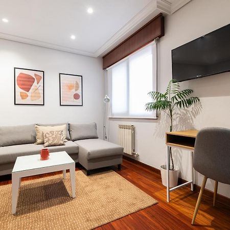 El Loft De Castrelos Con Parking Vigo Luaran gambar