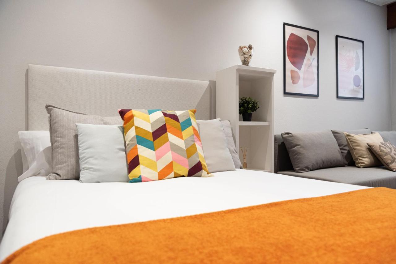 El Loft De Castrelos Con Parking Vigo Luaran gambar