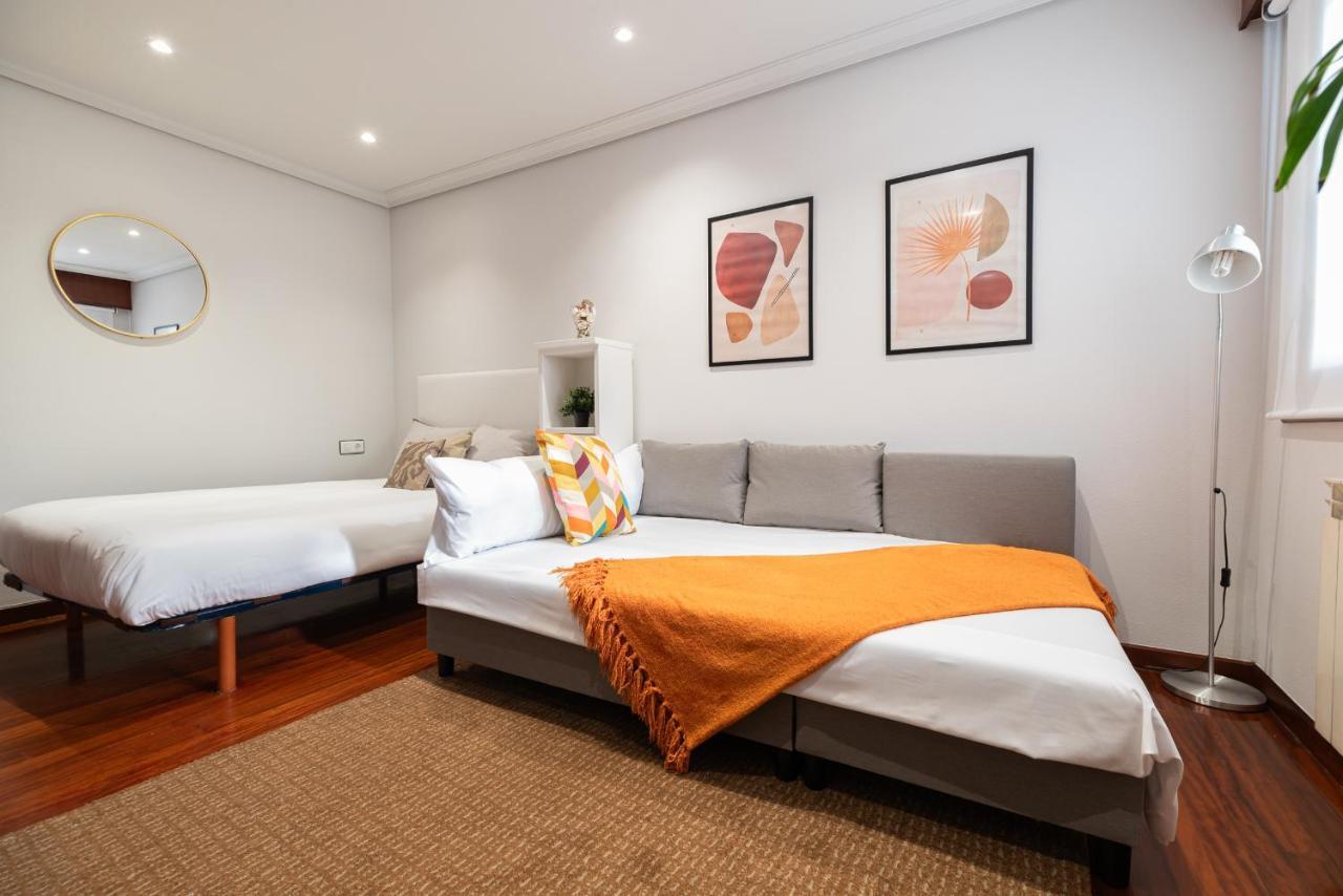 El Loft De Castrelos Con Parking Vigo Luaran gambar